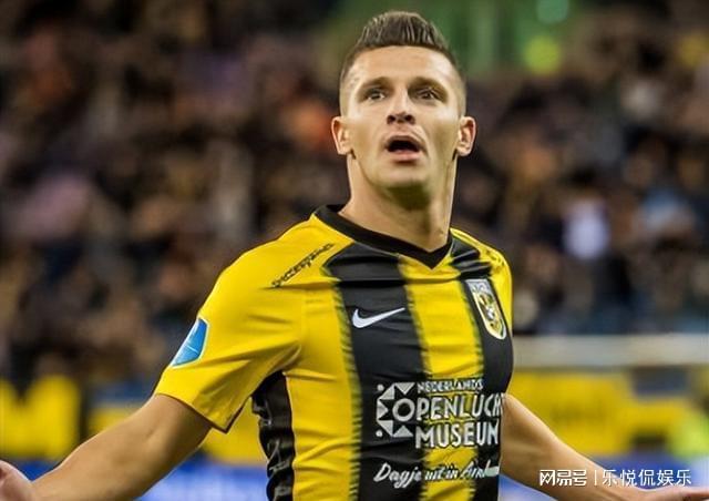 足球俱乐部 足球俱乐部